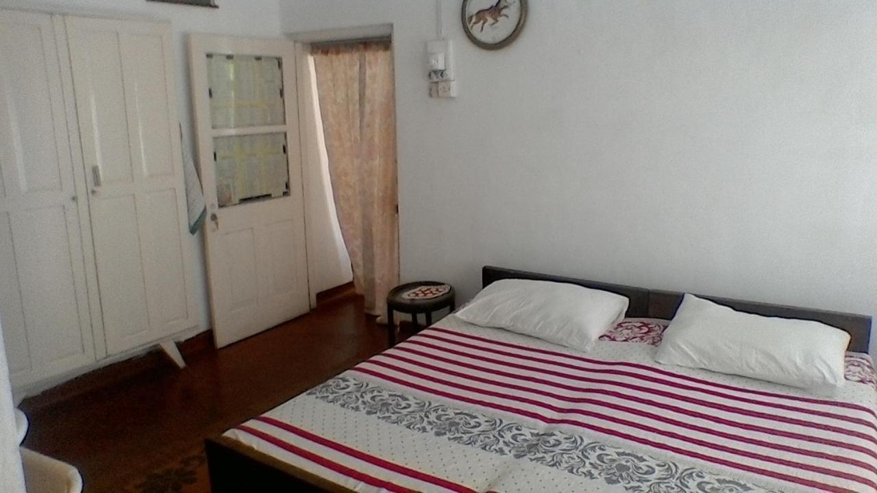 Aeroform Homestay Negombo Buitenkant foto